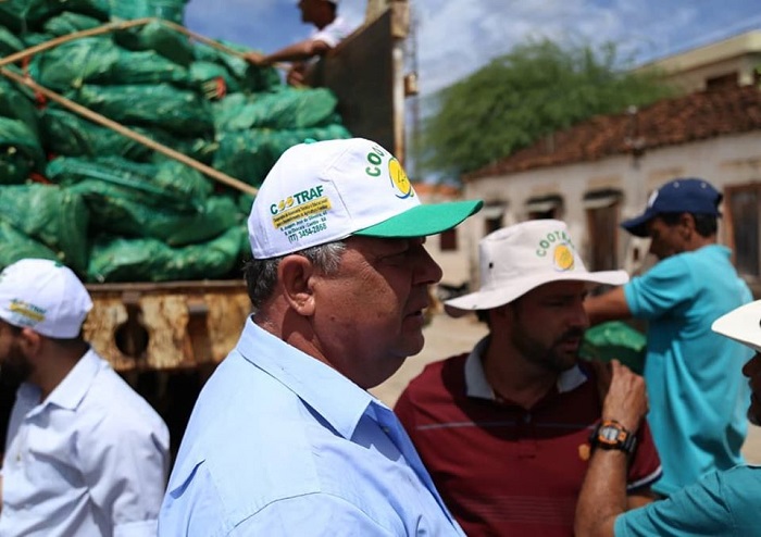Rio do Antônio: Secretaria de Agricultura distribuiu 50 mil mudas de palma forrageira para agricultores familiares hoje, 21