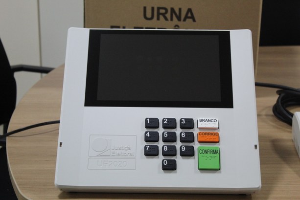 TRE-BA inicia geração de mídias das urnas nesta quarta