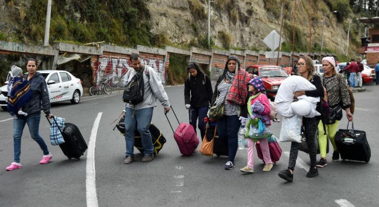Venezuela minimiza crise migratória que atinge a América Latina
