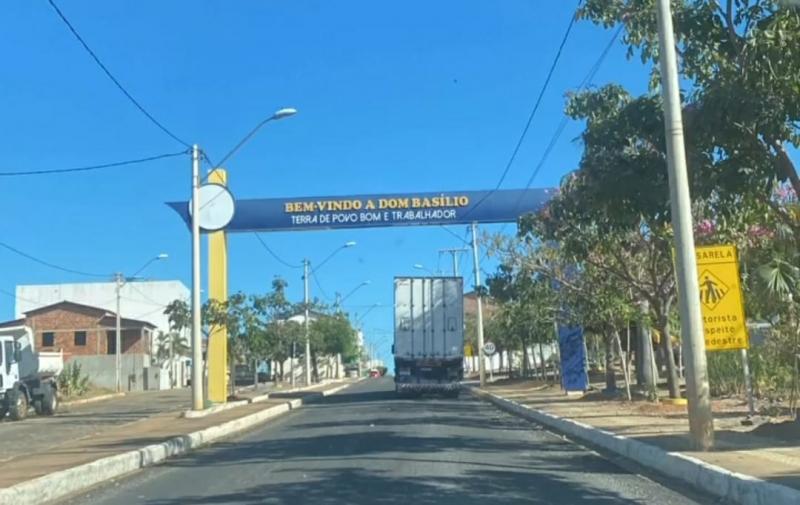 Novo decreto volta a obrigar uso de máscaras em repartições públicas de Dom Basílio