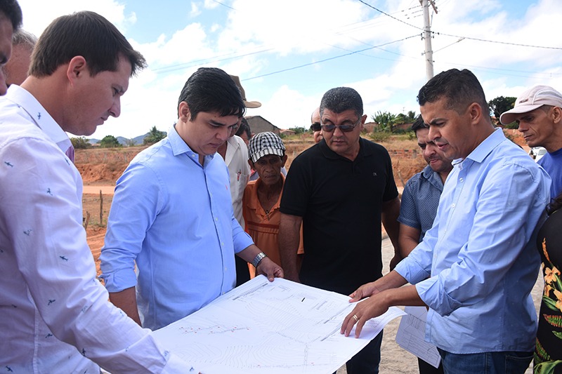 Guajeru: Governo do Estado investe cerca de R$466 mil em pavimentação de ruas no município