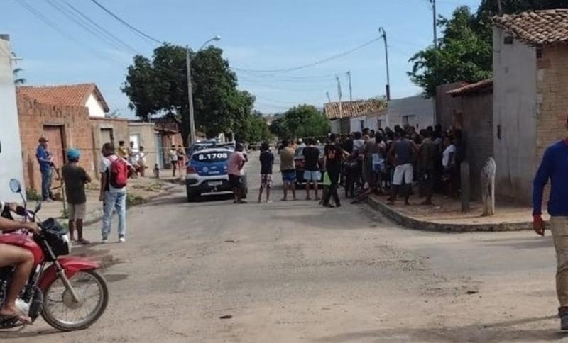 Homem é morto dentro de carro na manhã desta sexta-feira no bairro Beija-Flor em Guanambi
