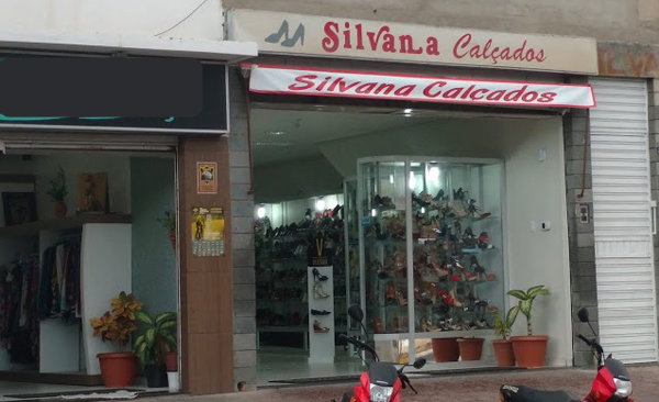 Menor Preço: Calçados, mochilas e outros acessórios para as Volta às Aulas você encontra na Silvana Calçados em Brumado