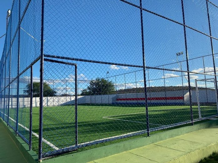 Estado publica aviso de licitação para ampliar e modernizar escolas em Guanambi e Vitória da Conquista 