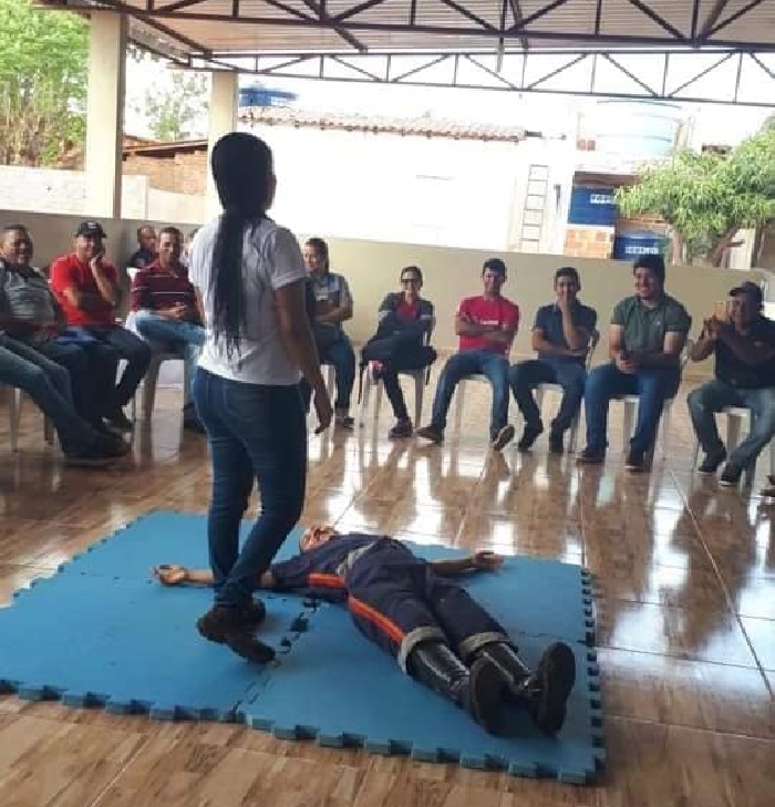 Equipe do SAMU 192 promove capacitações e ações educativas em Guajeru