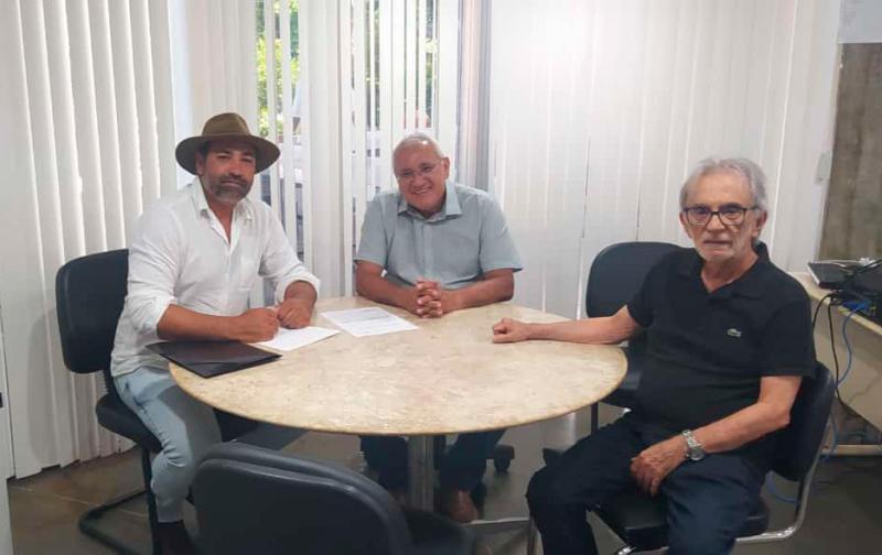 Em audiência na Seagre, André Berkovitz apresenta demandas das comunidades rurais de Rio do Antônio