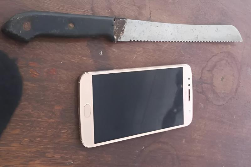 Três homens são presos acusados de furto de celular em restaurante de Tanhaçu