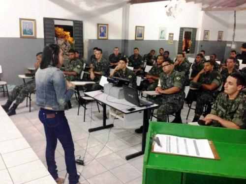 Palestra sobre Doenças Sexualmente Transmissível foi ministrada no Tiro de Guerra em Brumado