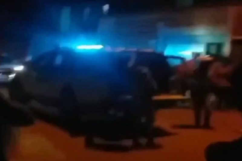 Mãe é levada a delegacia após suspeita de tentar jogar filho de prédio do residencial Brisas em Brumado