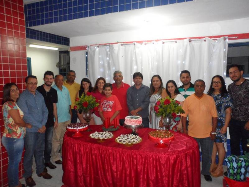 Prefeitura de Aracatu promove confraternização aos garis e trabalhadores dos serviços gerais