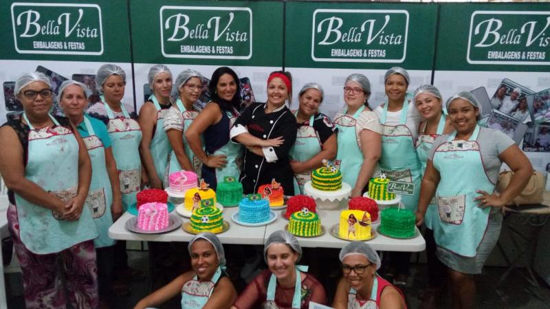 Bella Vista Embalagens realiza mais um curso com a Cake Design Madja Sotero