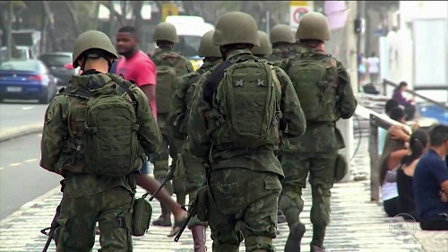 Temer diz que tropas federais ficarão no Rio até 2018