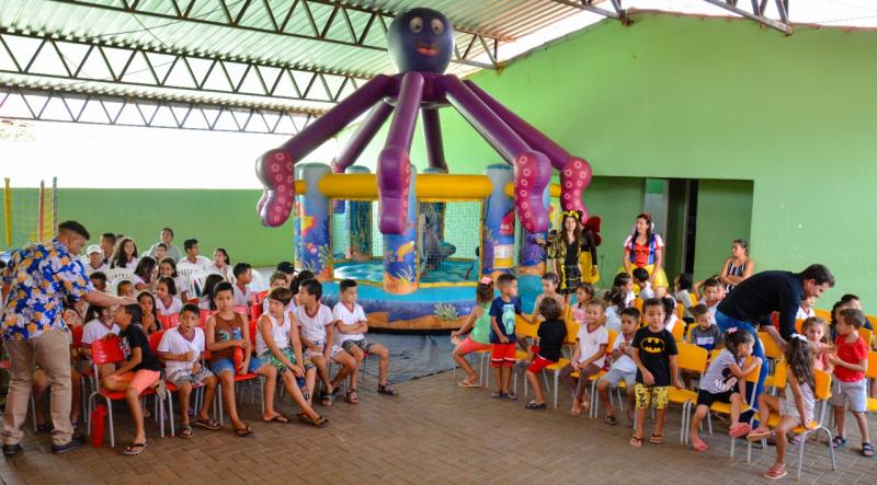 Semana da criança movimenta unidades escolares Guajeru com grade estrutura de brinquedos