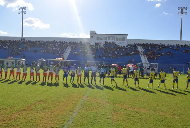 Campeonato Brumadense tem inicio com vitória do Umburanas sobre o Feirense