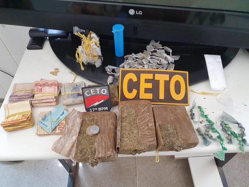 Polícia apreende grande quantidade de drogas no Monte Pascoal em Guanambi