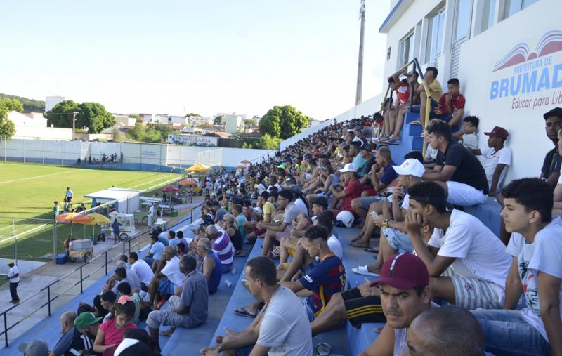 Campeonato Brumadense tem inicio com vitória do Umburanas sobre o Feirense