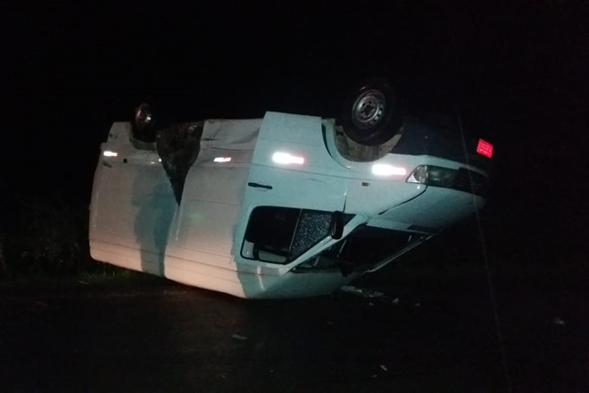 Veículos capotam após grave colisão na BA- em Livramento de Nossa Senhora