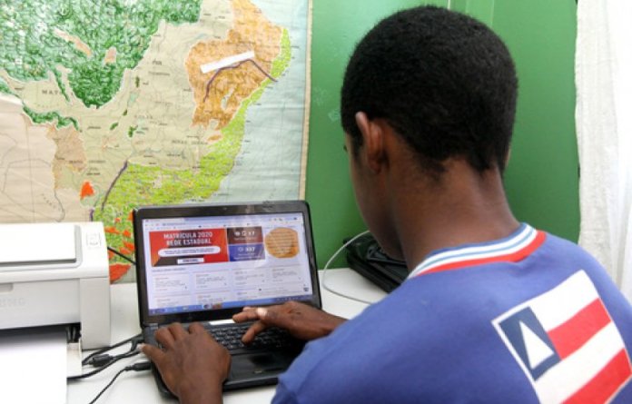 Matrícula para novos alunos na rede estadual será realizada pela internet, através do SAC Digital