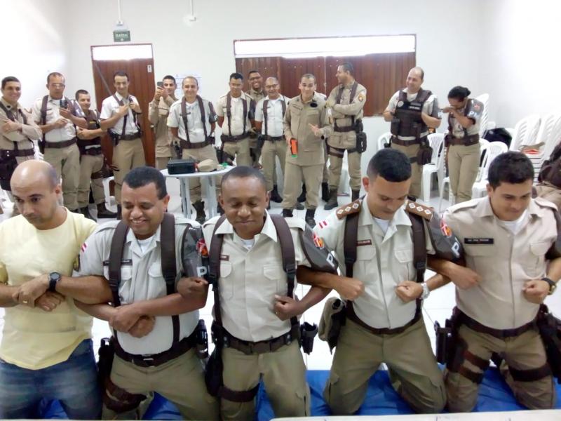 Brumado: Policiais Militares recebem capacitação para uso de armas de baixa letalidade