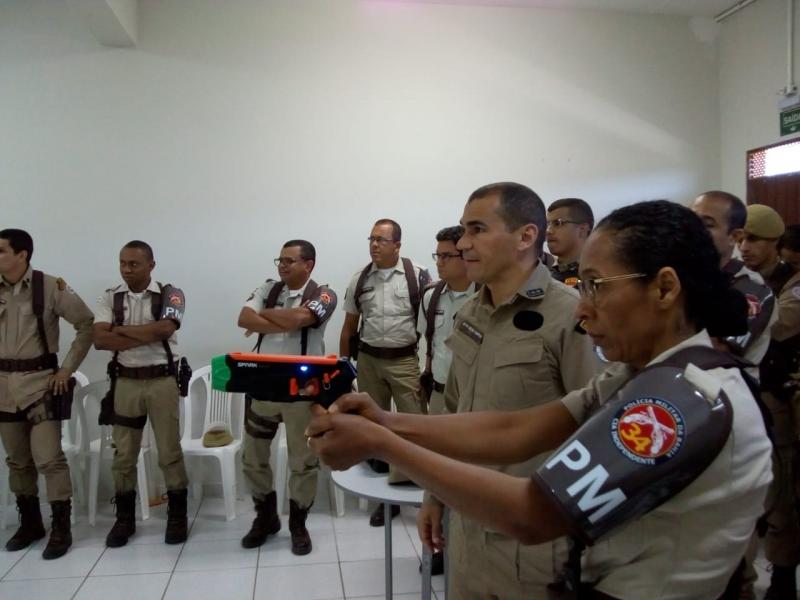 Brumado: Policiais Militares recebem capacitação para uso de armas de baixa letalidade