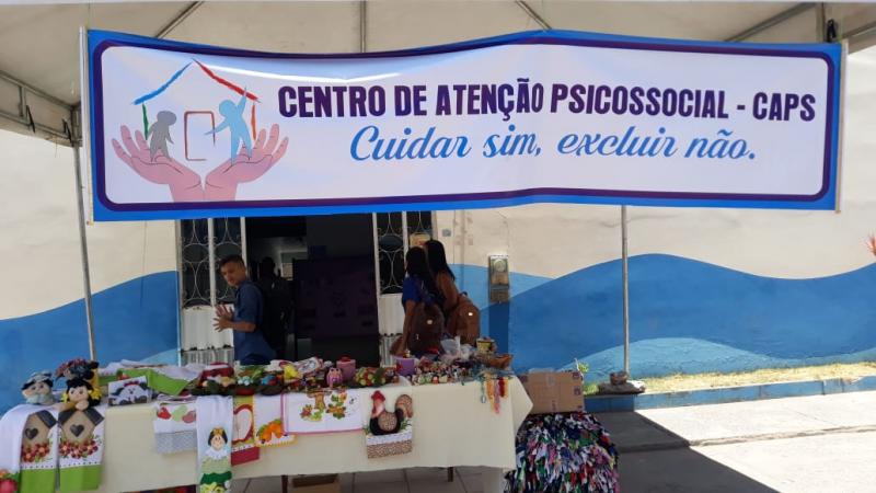 CAPS realiza feira de artesanato durante a semana em Barra da Estiva