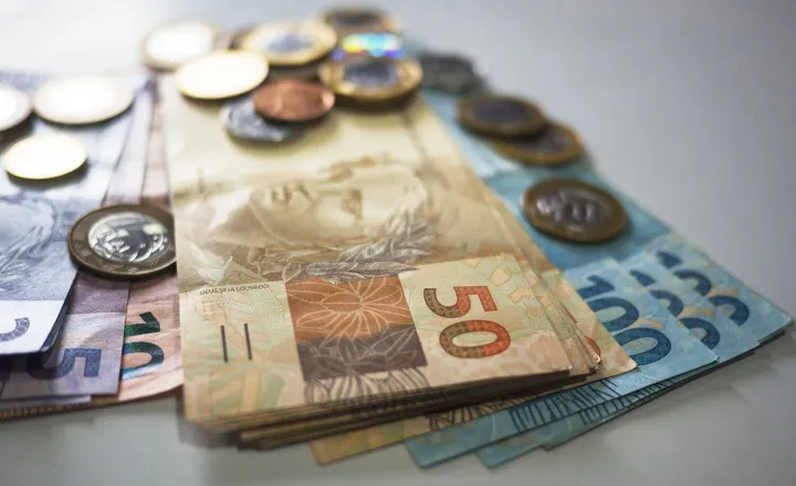 De cada dez municípios, três não têm recursos próprios para se manter