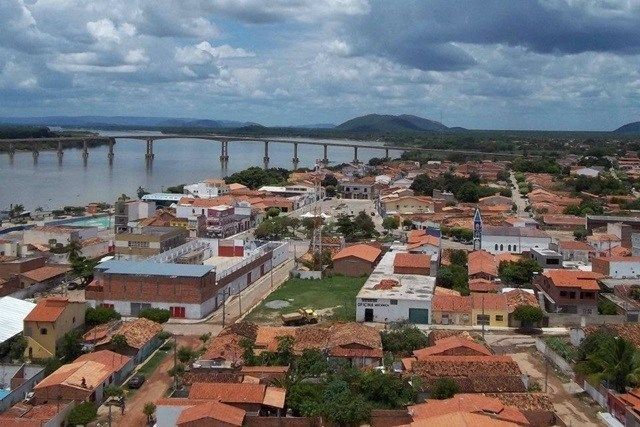 Como termômetros na casa dos 41ºC, cidade baiana registra a temperatura mais alta do Brasil