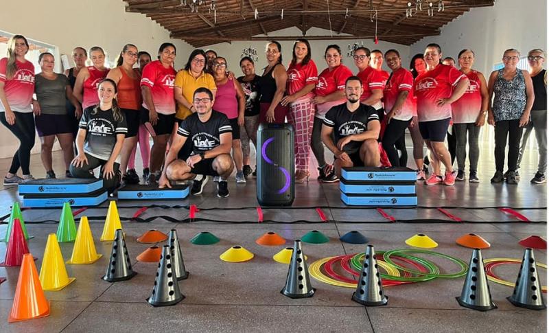 Prefeitura de Aracatu realiza entrega de materiais de educação física e divulga cronograma de atividades