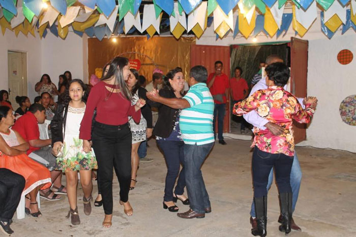 Prefeitura de Aracatu realiza festejos juninos para os funcionários da limpeza pública