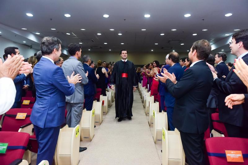 Pedro Maia assume o MP baiano em solenidade de posse histórica