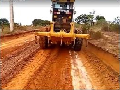 Prefeitura de Guajeru finaliza obras na estrada que liga o município a Condeúba