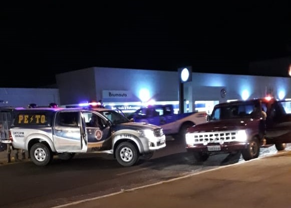 Brumado: Homem furta veículo, foge da polícia e acaba preso na Avenida Centenário