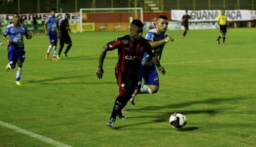 Vitória goleia Flamengo-BA e avança para as semi do Baianão