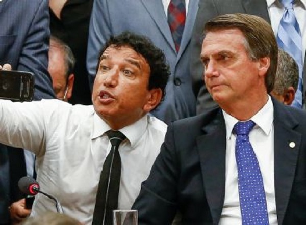 PT quer punição a pastores que usam igreja pró-Bolsonaro