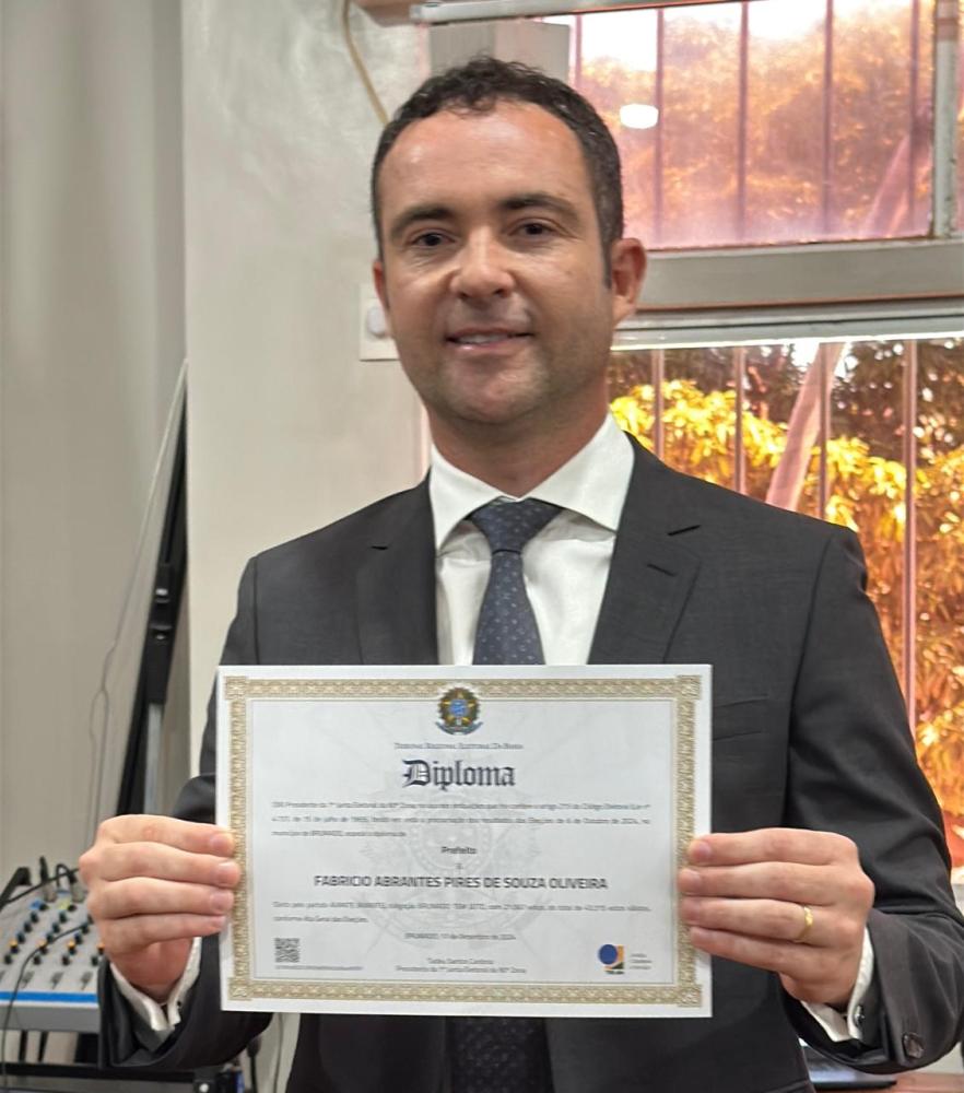 Justiça eleitoral diploma prefeito, vice e vereadores eleitos em Brumado