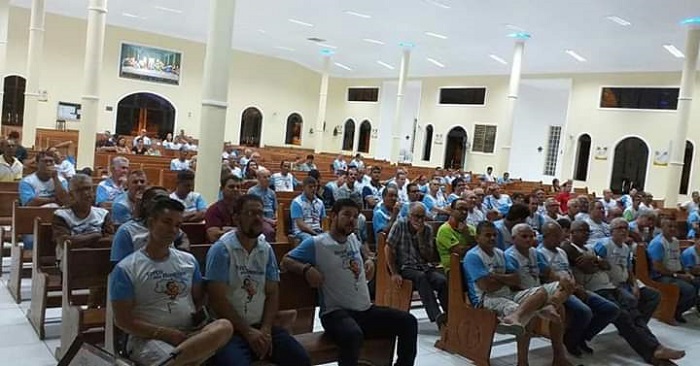 Terço dos Homens realizou palestra com Dr. Thiago Torres em Brumado