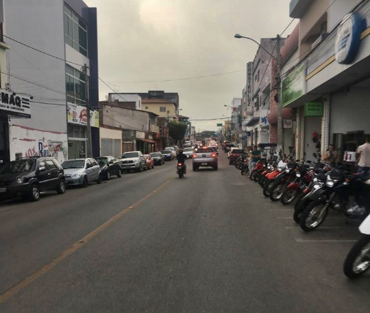 Covid-19: Prefeitura decreta fechamento do comércio e controle no transporte coletivo