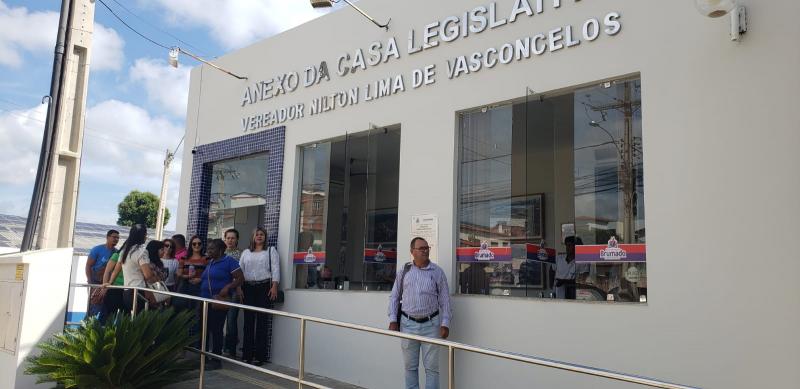 Após decisão judicial que vereadora Verimar assume interinamente a presidência da casa, funcionários são impedidos de ter acesso para trabalhar