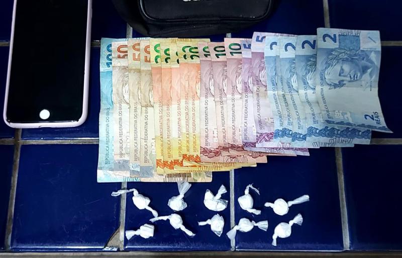 Polícia Militar apreende drogas no Distrito de Sussuarana/Tanhaçu