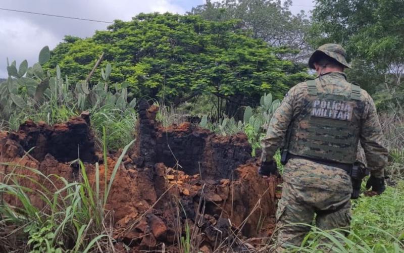 Operação da Polícia Militar destrói fornos ilegais em Paramirim 