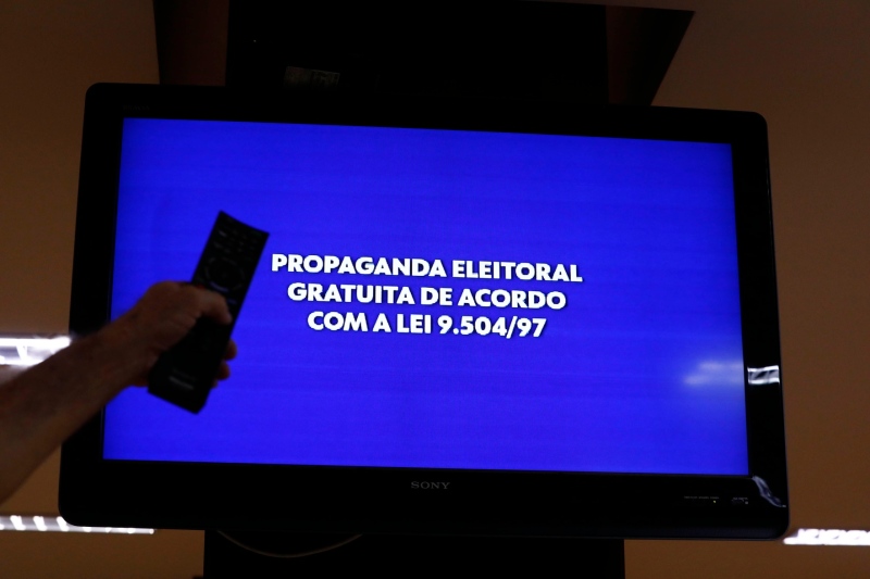Propaganda eleitoral começa nesta sexta-feira na TV e no rádio; saiba horários