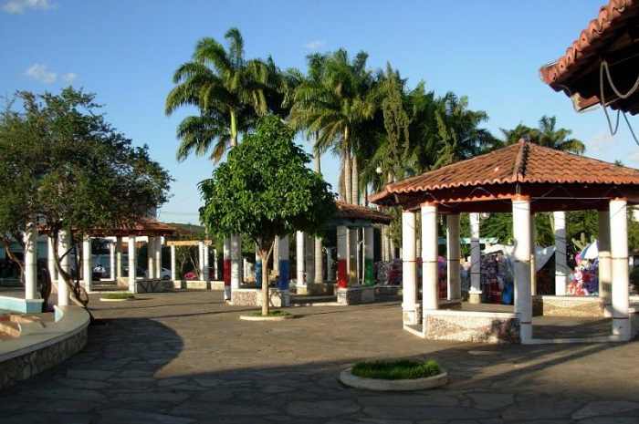 Brumado agora conta com Wi-Fi gratuito nas Praças Coronel Zeca Leite e Armindo Azevedo