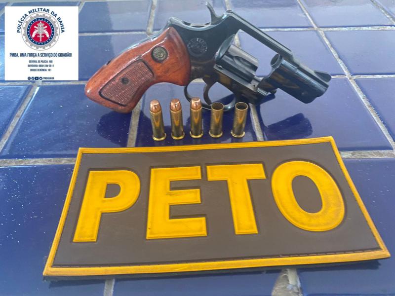 Alegando estar procurando moto que foi roubada, homens armados são presos no povoado de Samambaia em Brumado