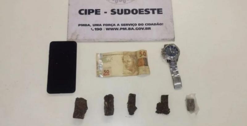 CIPE Sudoeste prende acusado de tráfico de drogas em Licínio de Almeida