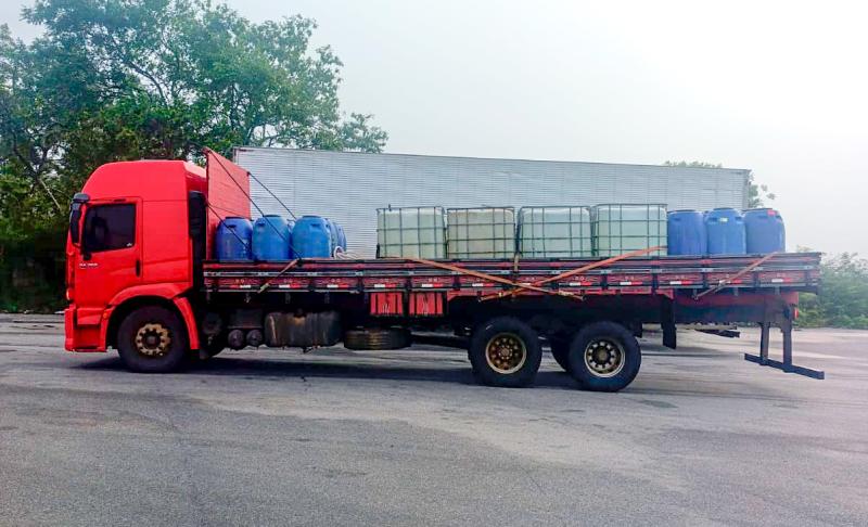 Caminhão com 14 Mil Litros de Bebida Destilada sem Nota Fiscal é Apreendido em Tanhaçu