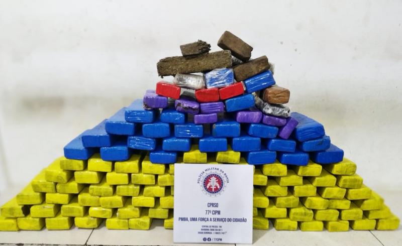 Polícia militar retira de circulação 120 kg de maconha em Vitória da Conquista