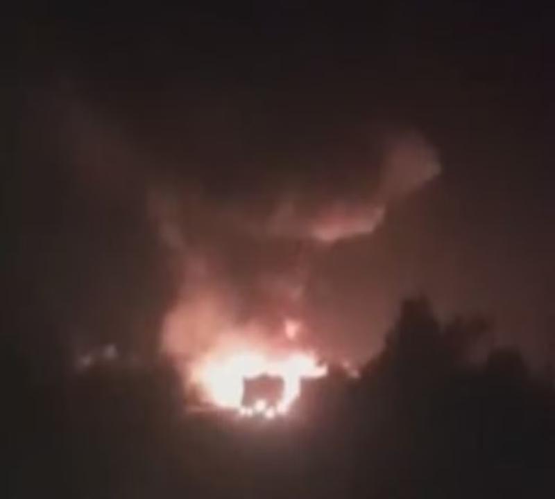 Motorista de caminhão carregado com combustível morre carbonizado na BR-101