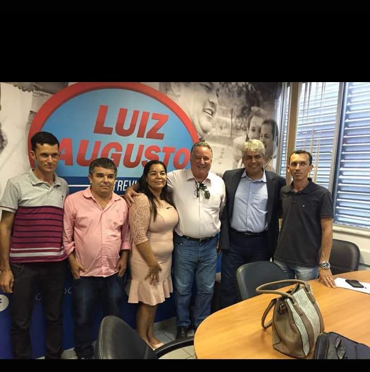 Presidente da Câmara de Malhada de Pedras e demais vereadores se reúnem com deputados em busca de benefícios para o município