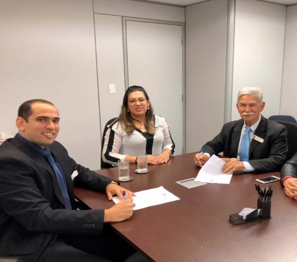 Prefeito de Brumado comemora decisão do TRF-2 que mandou retomar a implantação da Faculdade de Medicina