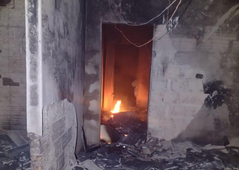 Aracatu: Homem coloca fogo em casa na tentativa de matar companheira